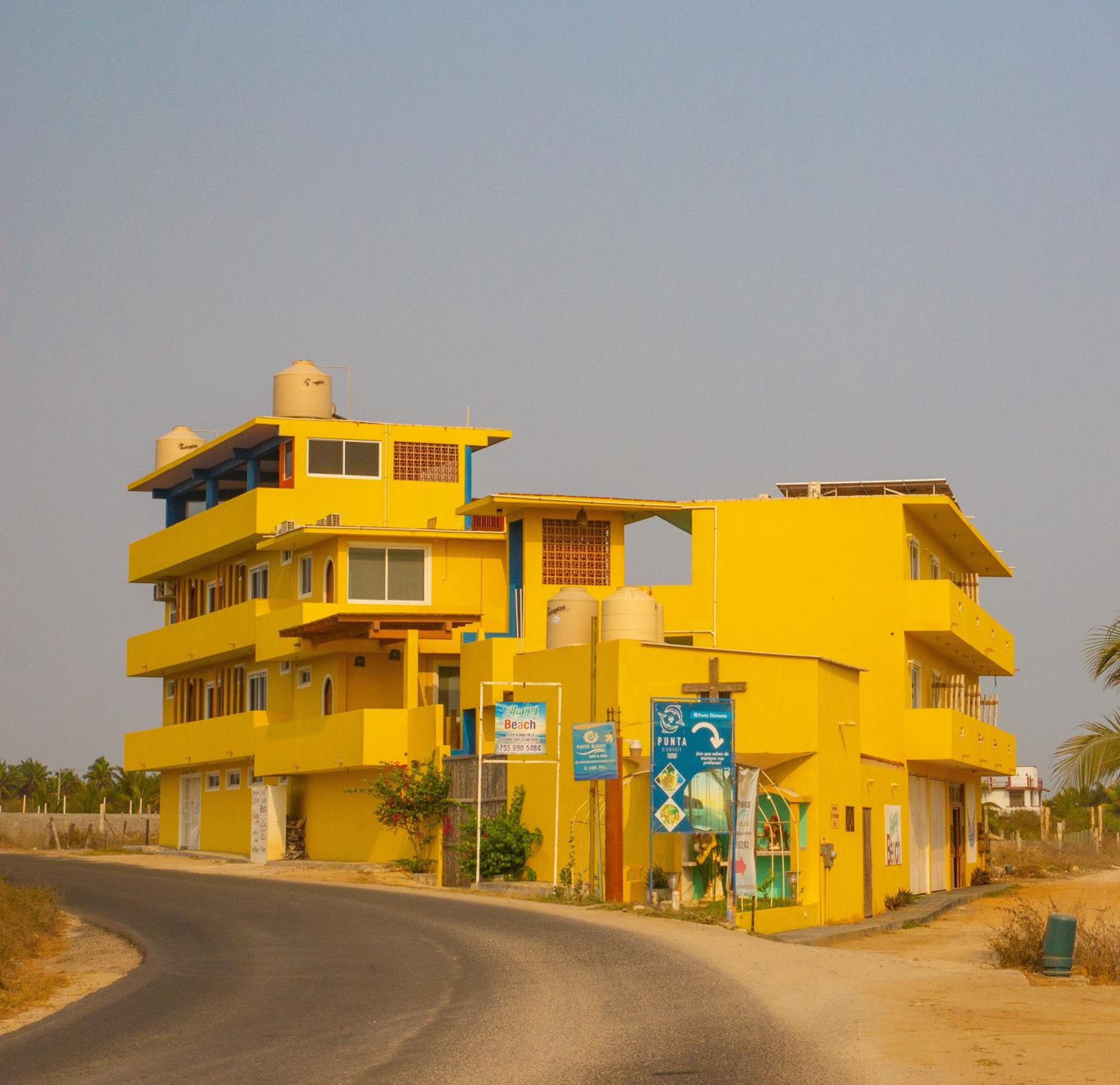 Hotel Happy Beach 5/58