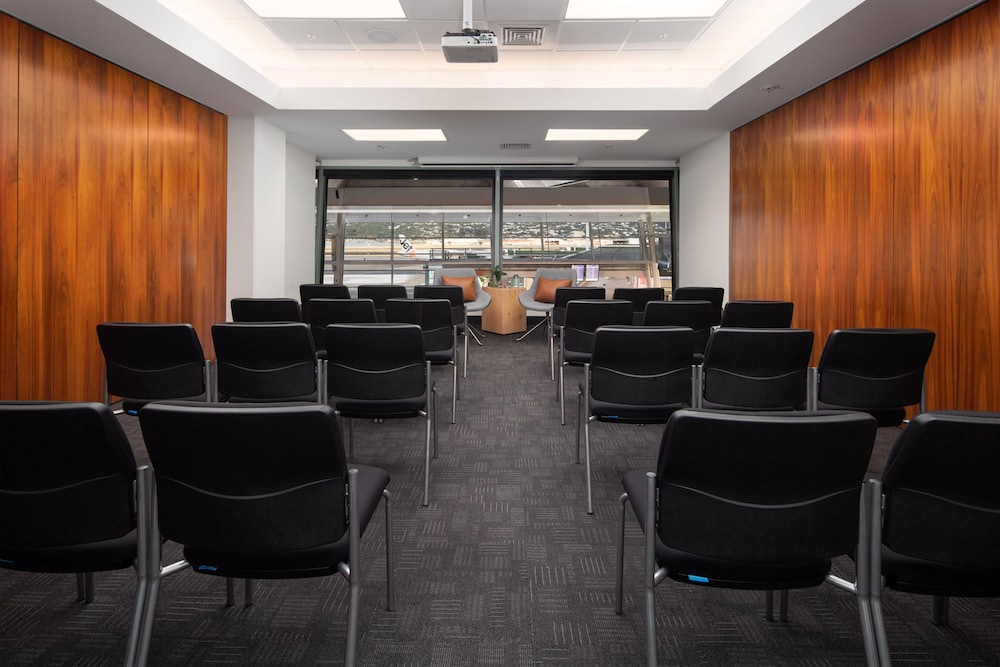 Rydges Wellington Airport 57/64