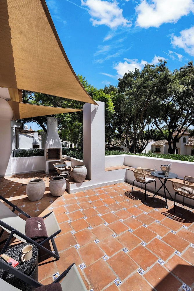THE SUITES AT SAN ROQUE CLUB 24/50
