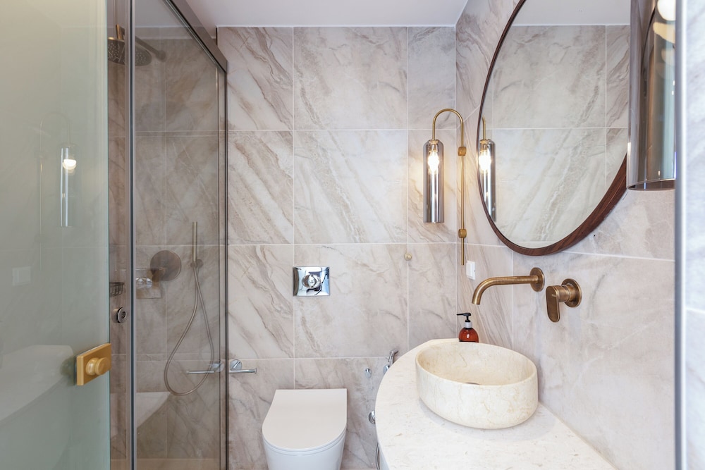 Naiades Beach Hotel – Adults Only 128/132