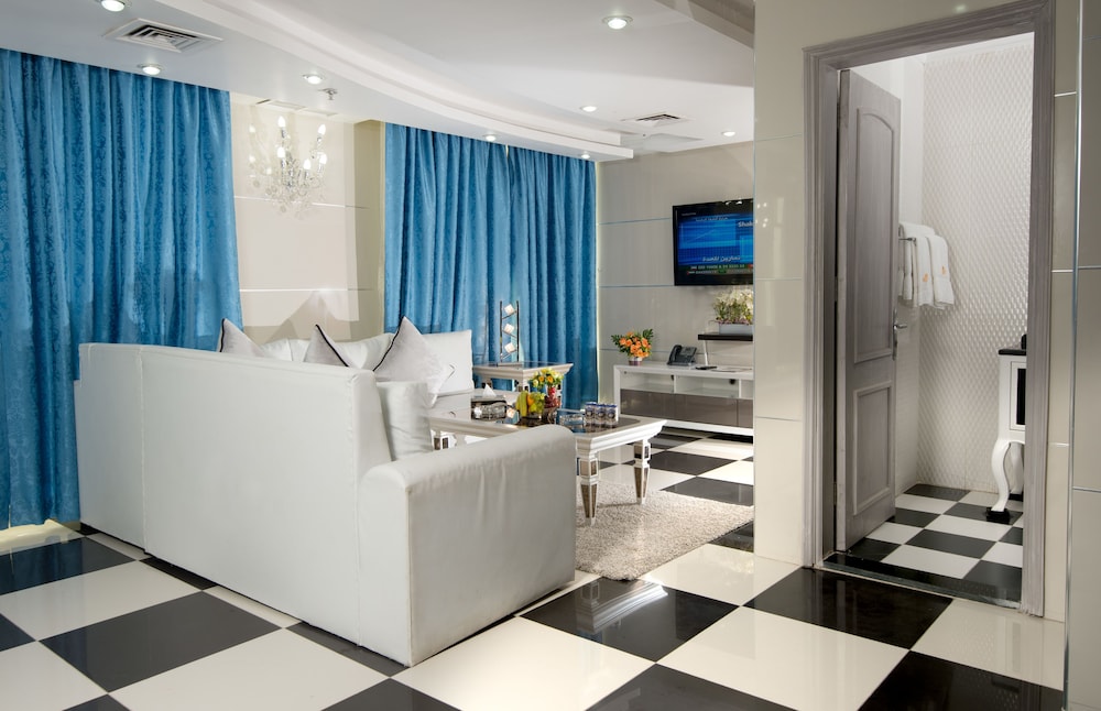 Bravo Royal Hotel Suites 26/43