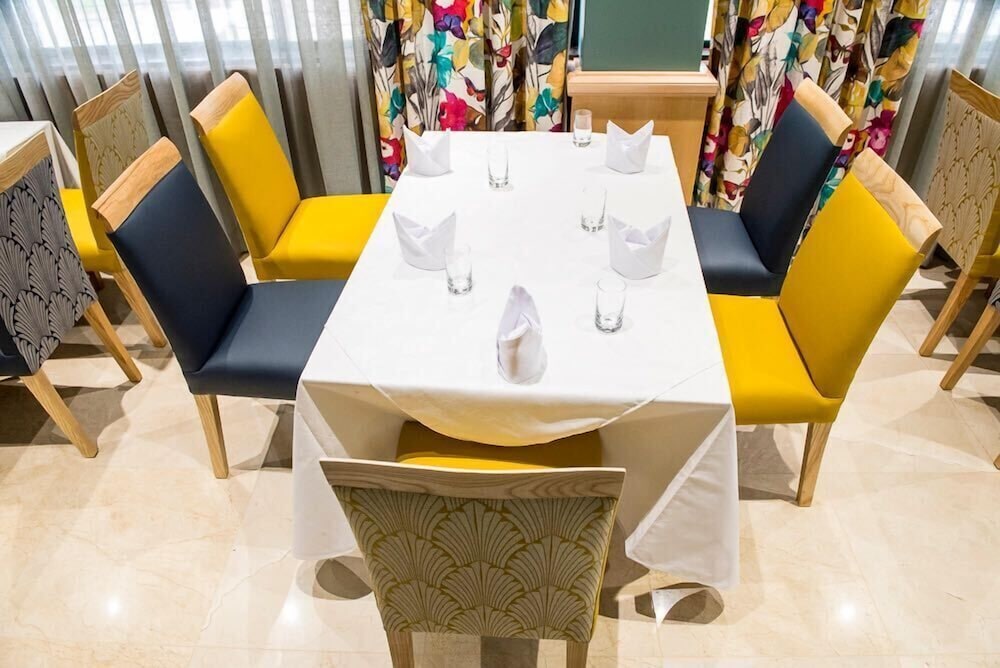 Sparkling Waters Hotel & Spa 27/50