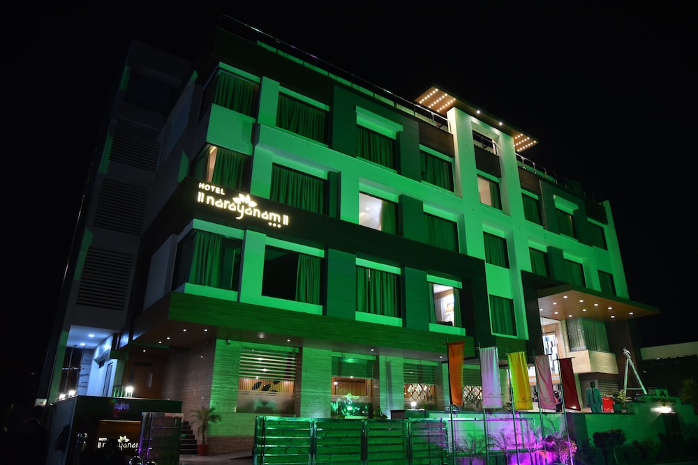 Hotel Narayanam 3/50
