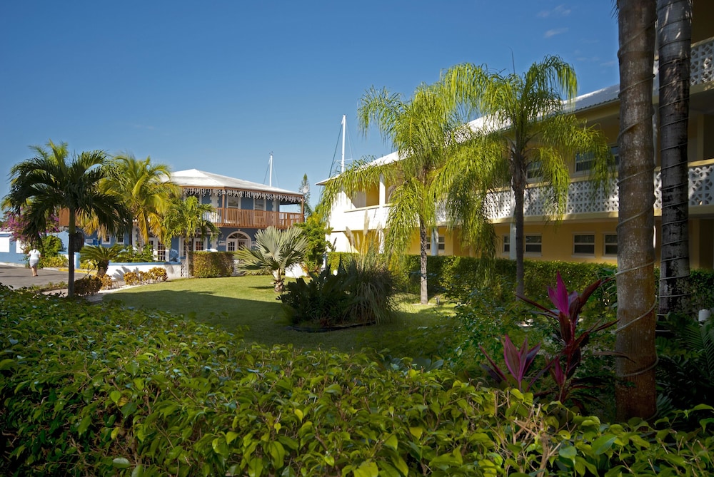 Ocean Reef Yacht Club Resort 5/75