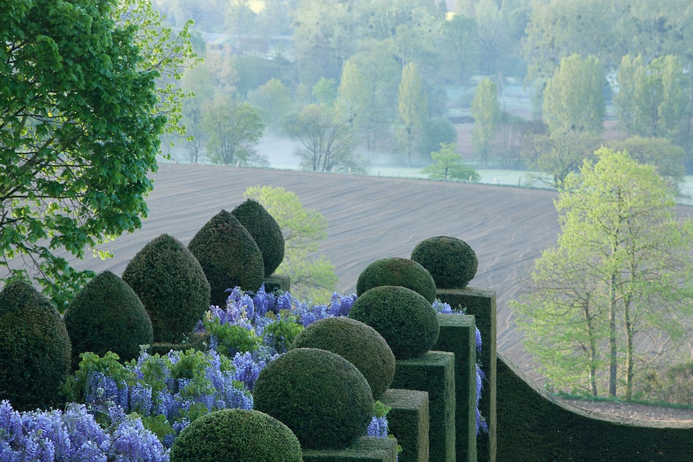 Chateau de La Ballue 60/73