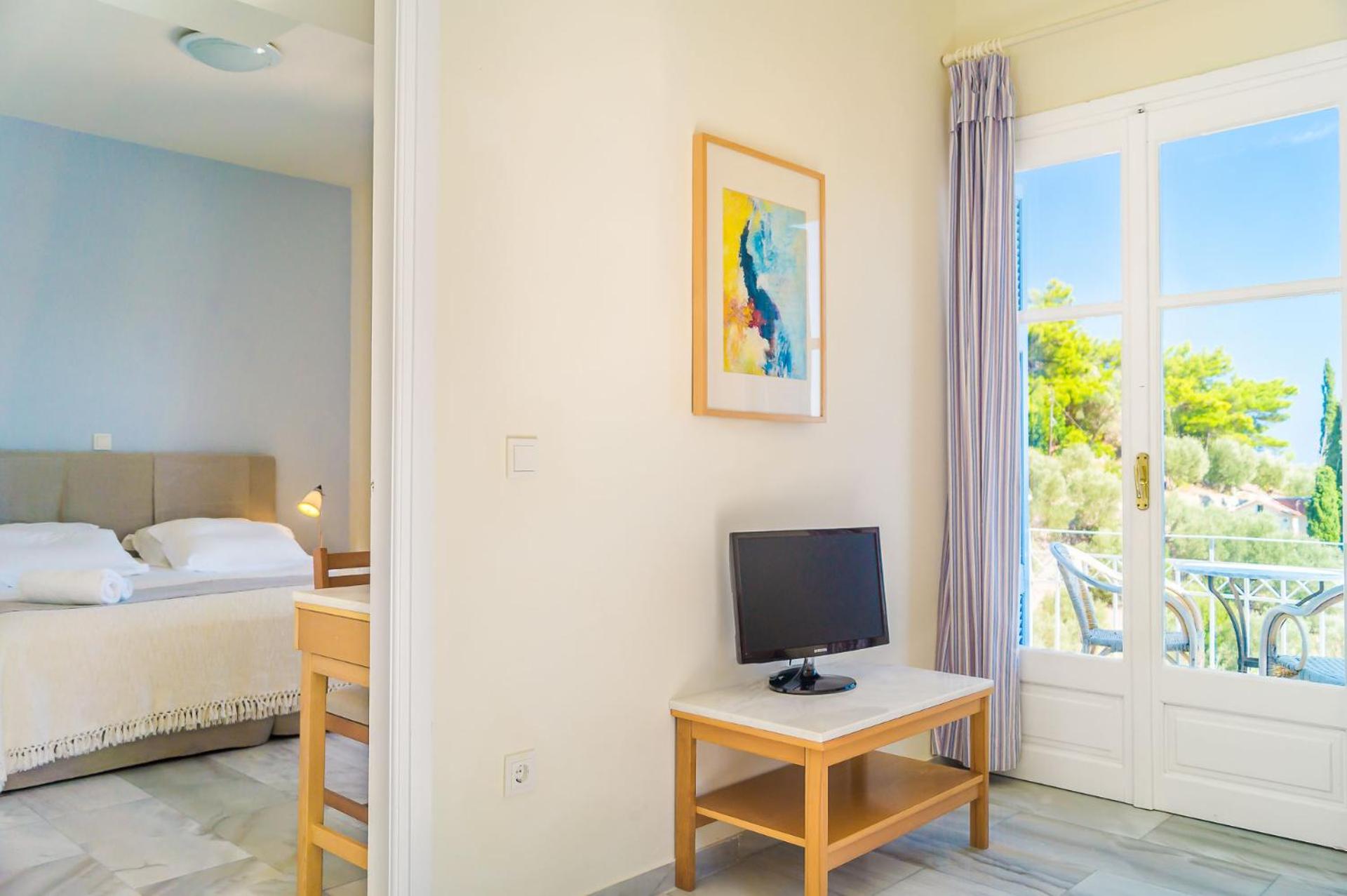 SUITE, SEA VIEW