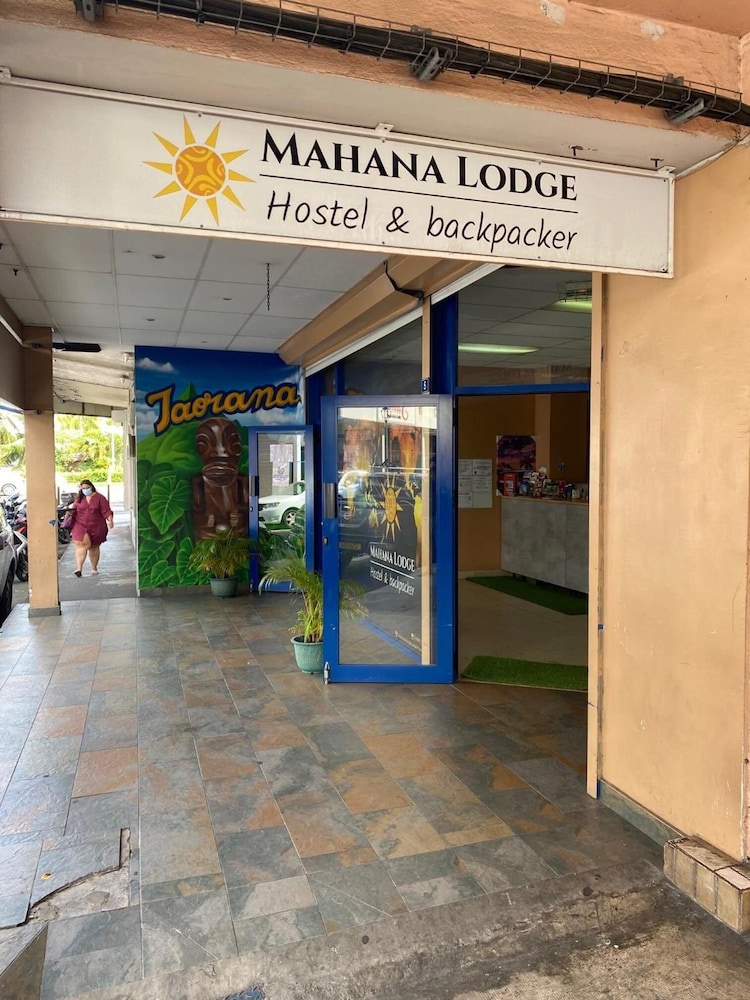 Mahana Lodge Hostel & Backpacker 3/69