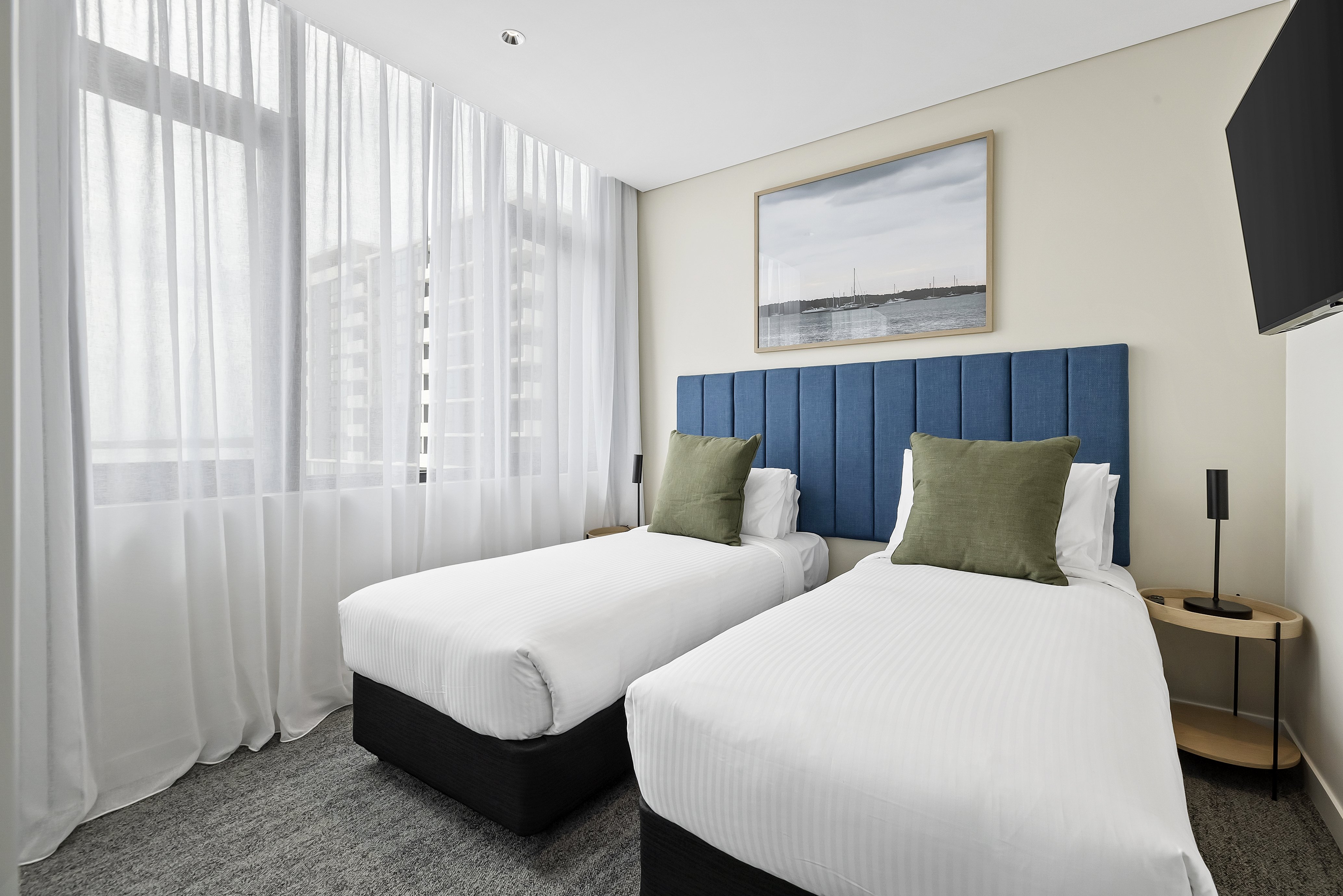 2 Bedrooms, Apartment