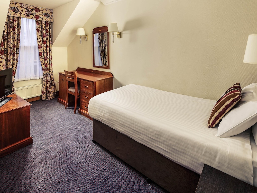MERCURE YORK FAIRFIELD MANOR HOTEL 19/74
