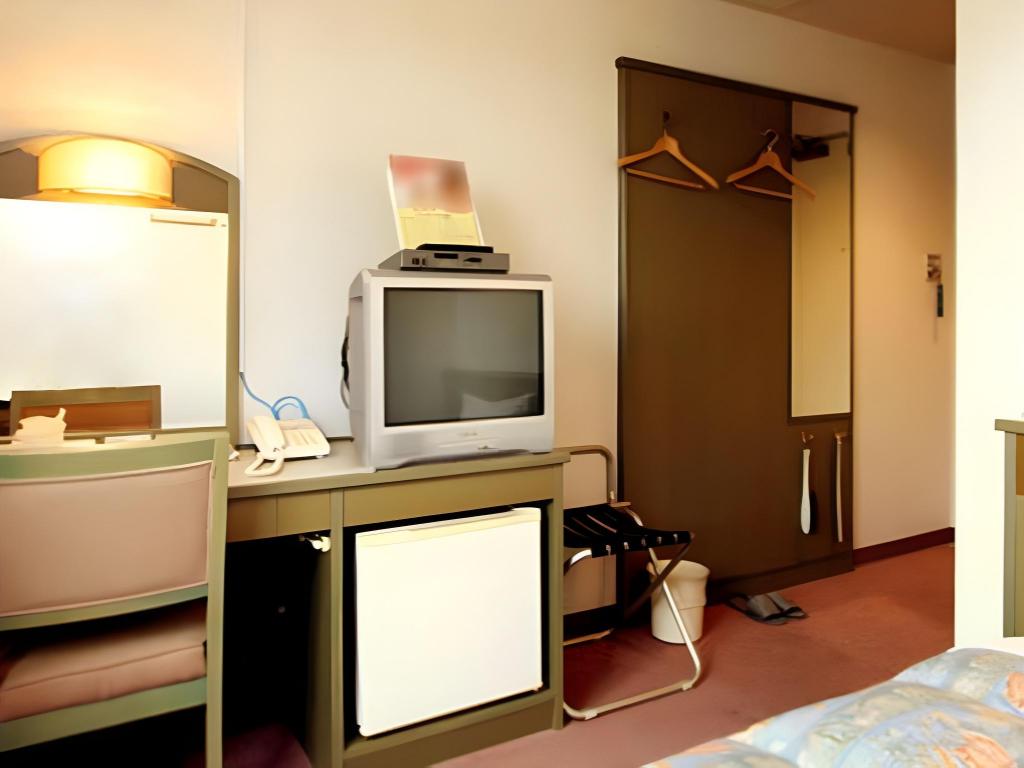 Urban Hotel Kokubu 24/24