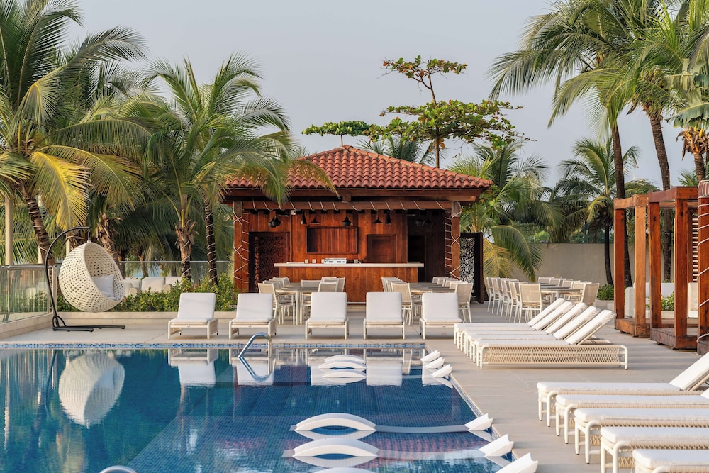 swimming pool spa
