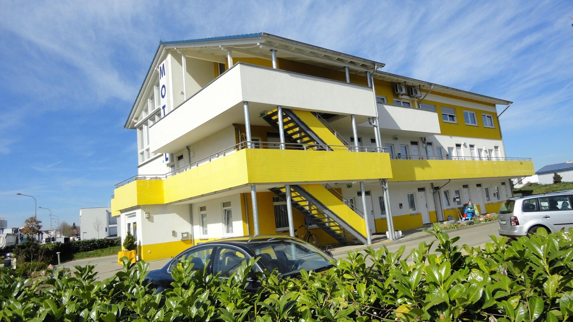 i-Motel 1/50