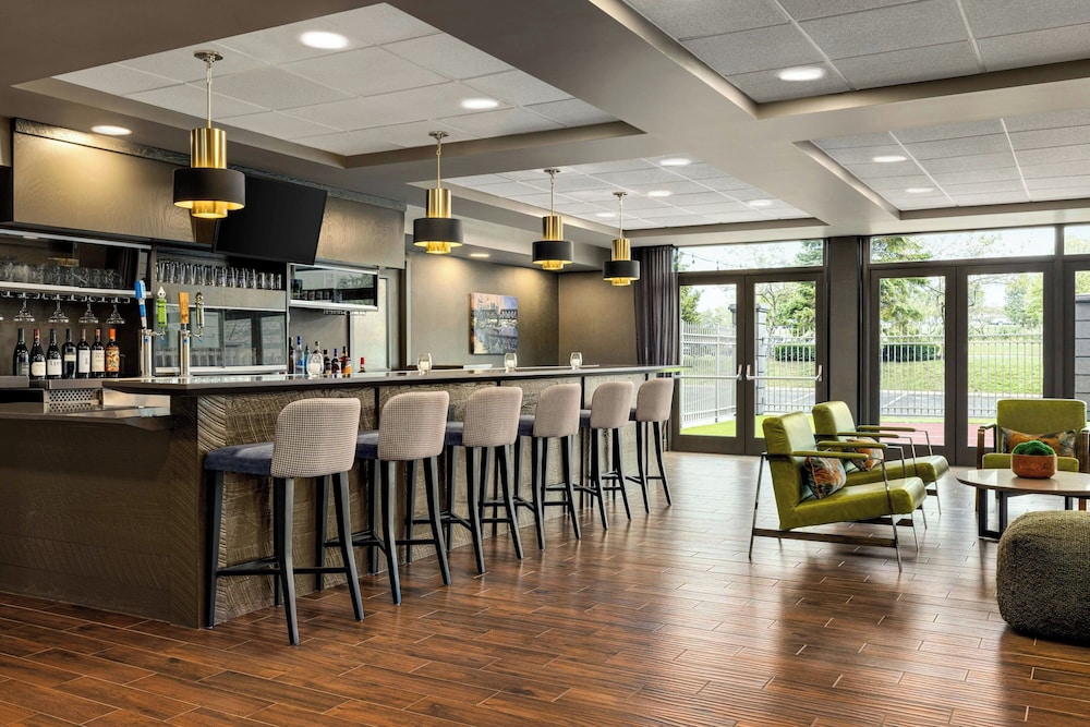 Four Points by Sheraton Columbus - Polaris 36/52