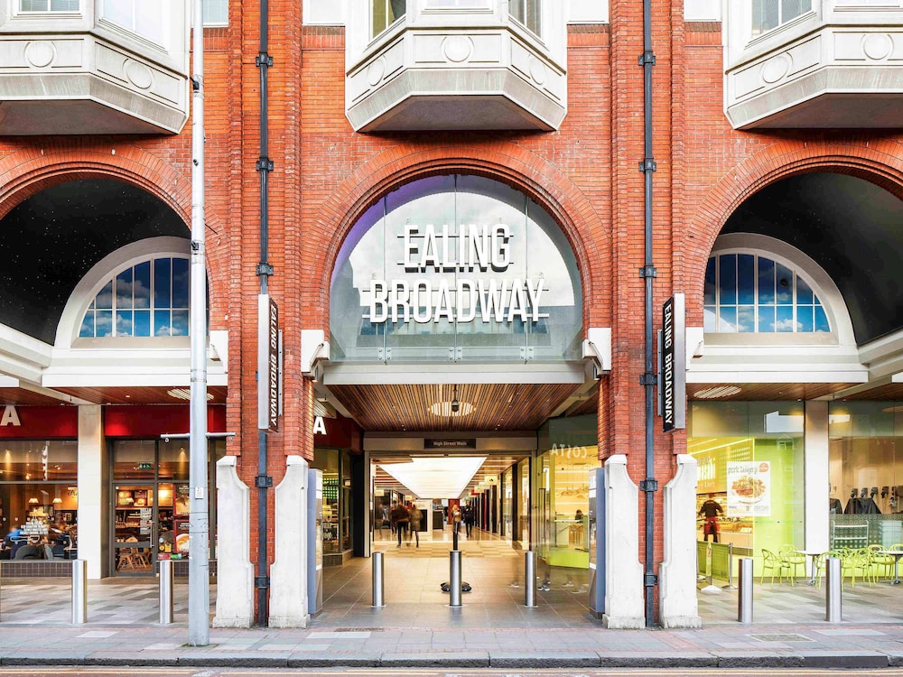 IBIS STYLES LONDON EALING in LONDON