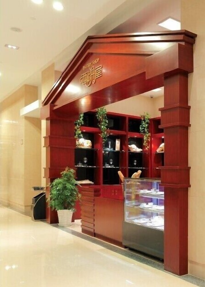 Yuloon Hotel Shanghai 6/35