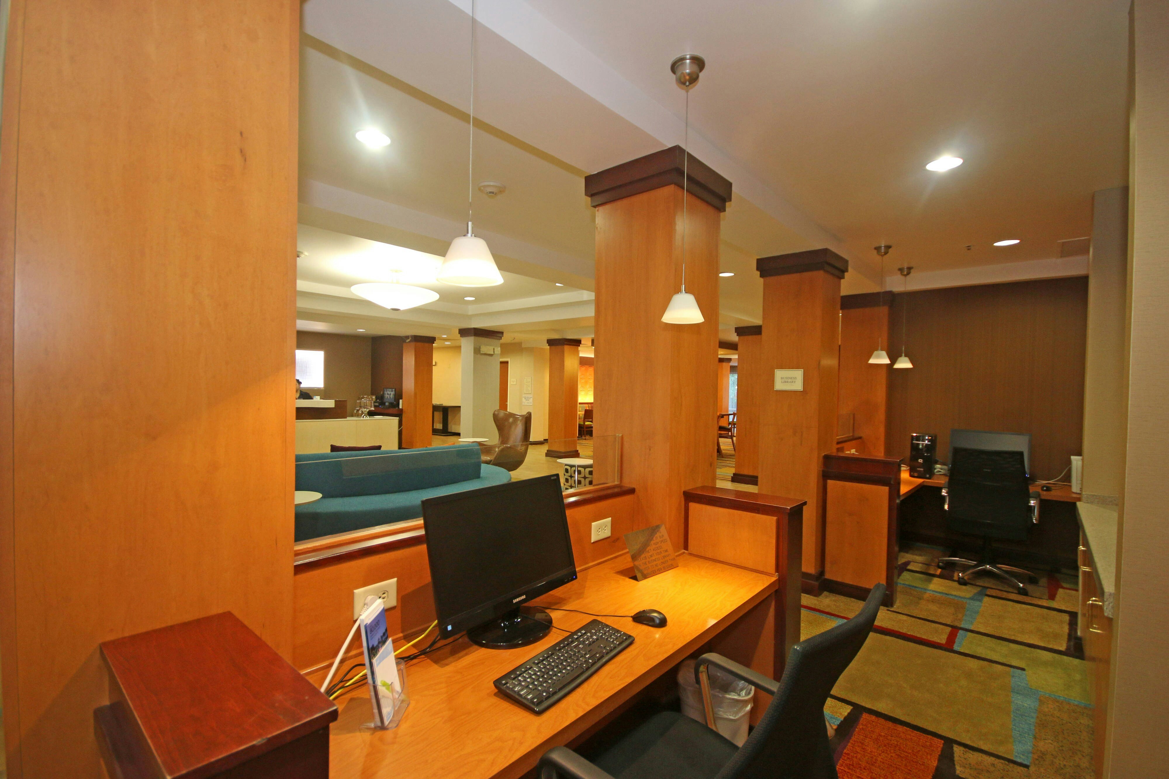 Fairfield Inn And Suites Aiken 34/37