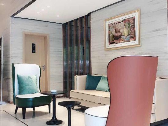 City Comfort Inn (Zhongshan Dongfeng Town Government) 32/37