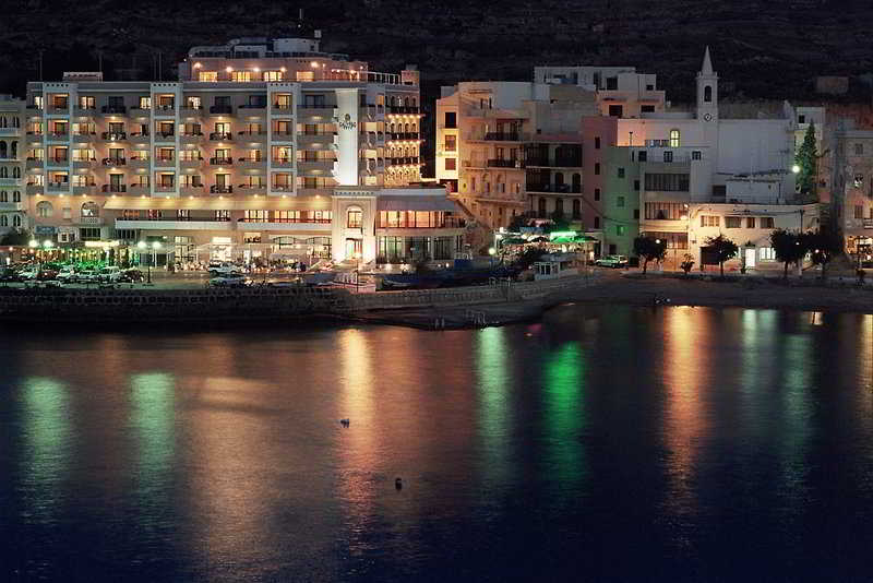 Hotel Calypso 7/48