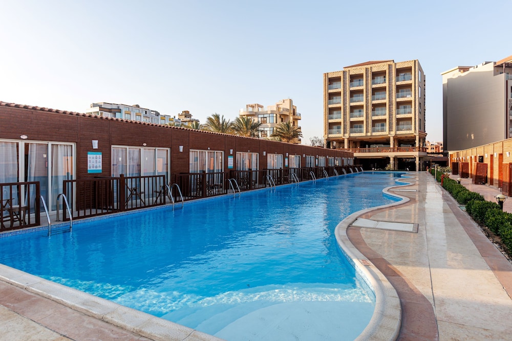 SUNRISE Solara Aqua Park Resort 16/34