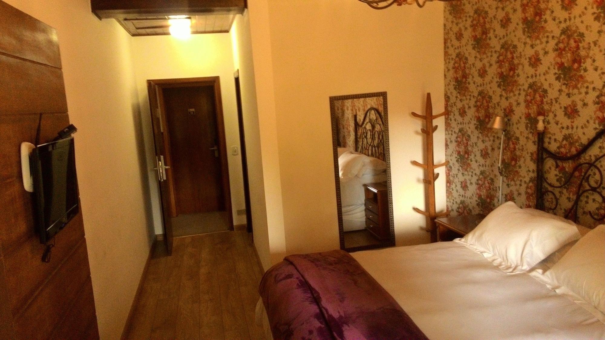 Hotel Ascona 7/50
