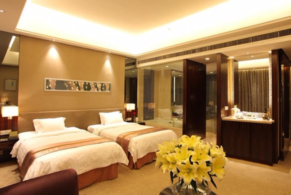 Luxemon Xinjiang Yindu Hotel 7/30