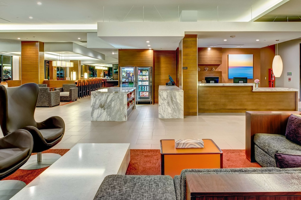 Hyatt House Seattle Downtown 8/74