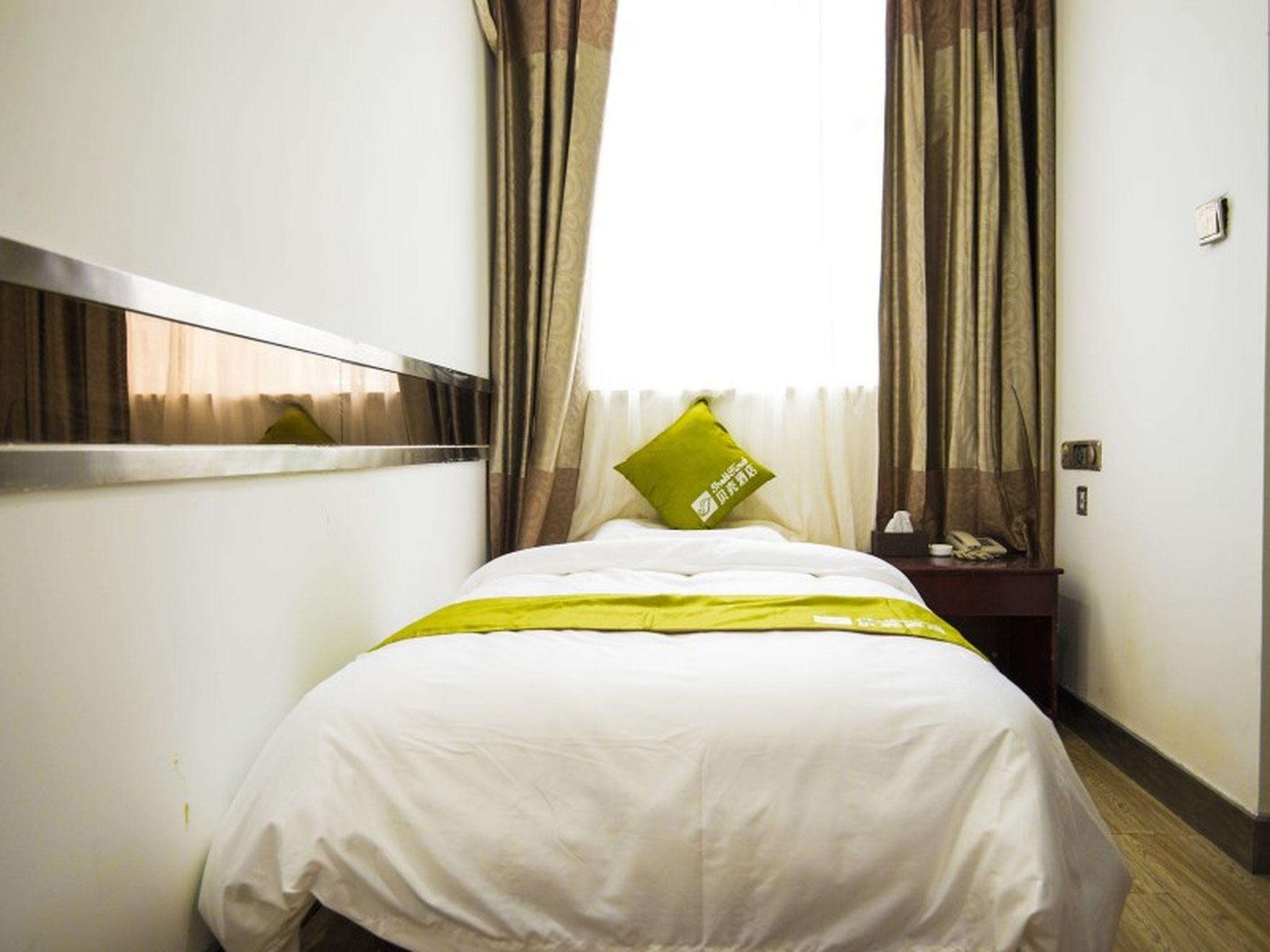 Room at Shell Dingxi MinCounty Minzhou East Road Hotel, DINGXI