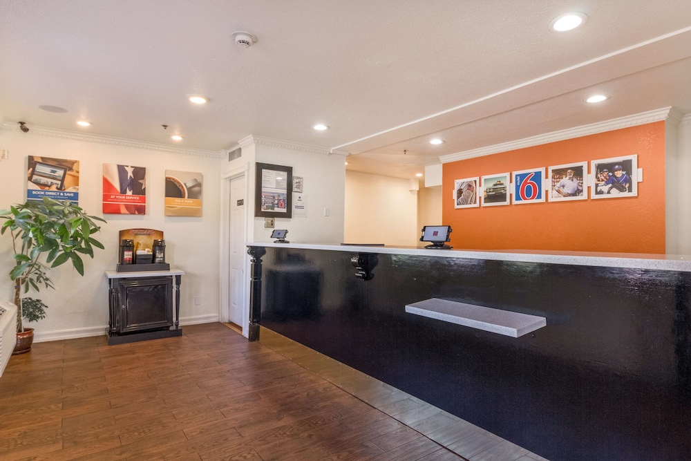 Motel6 Fremont, CA - South 10/57