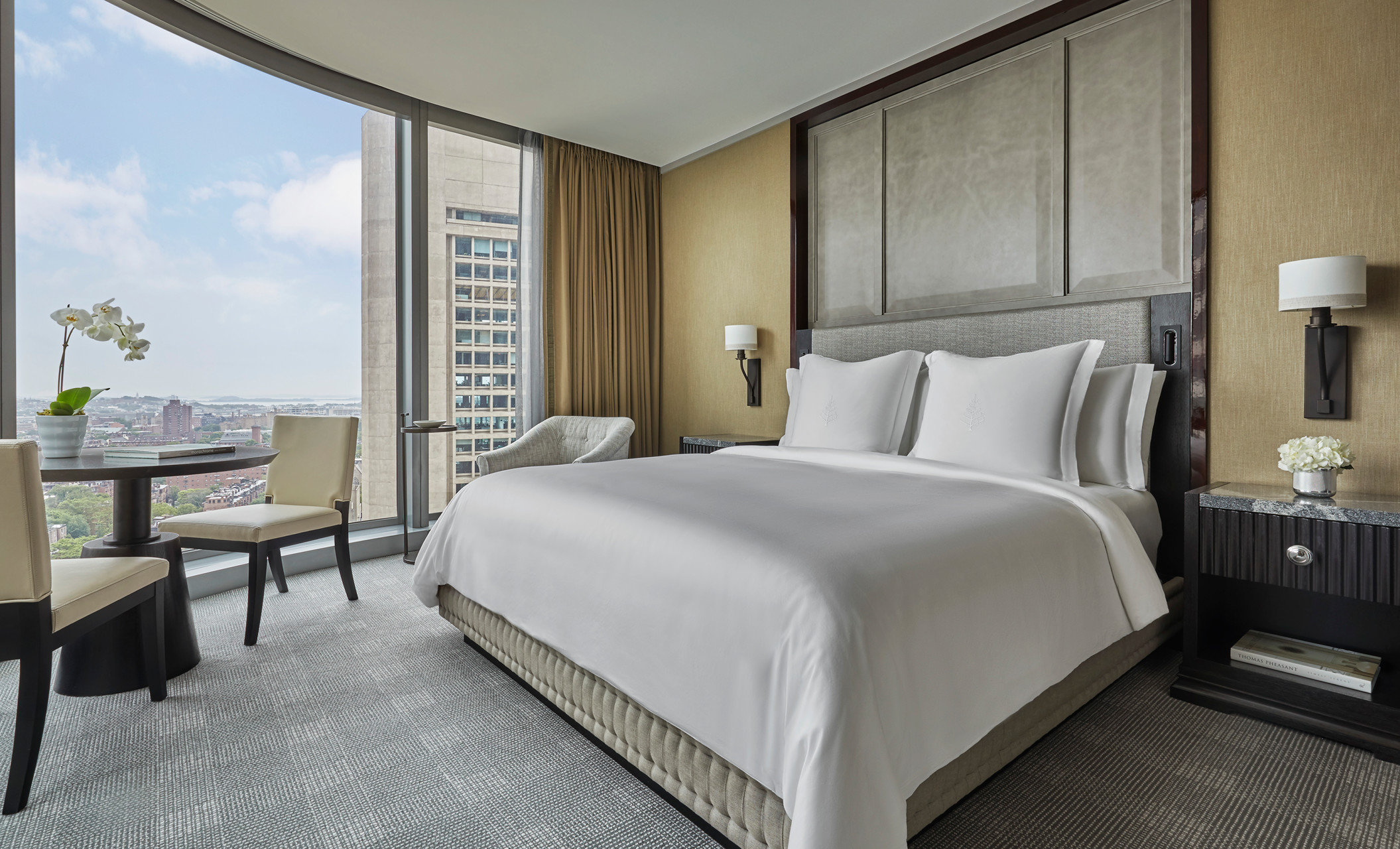 PREMIER, 2 QUEEN BEDS, ACCESSIBLE