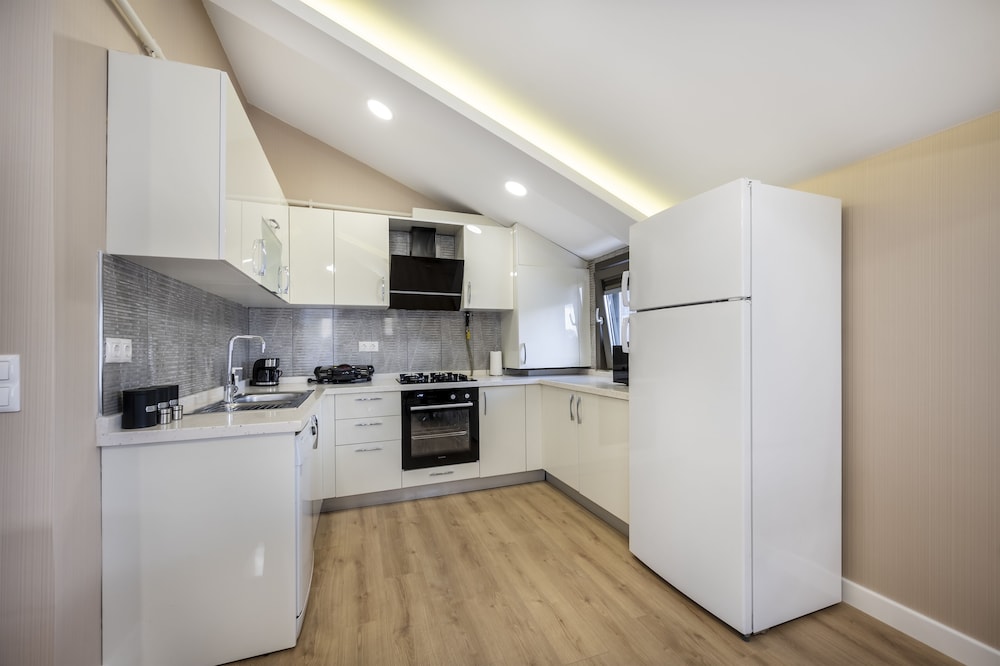 Ciragan Bosphorus Apartments 4/61
