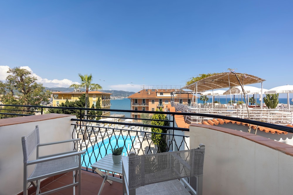 Hotel Moresco 6/58