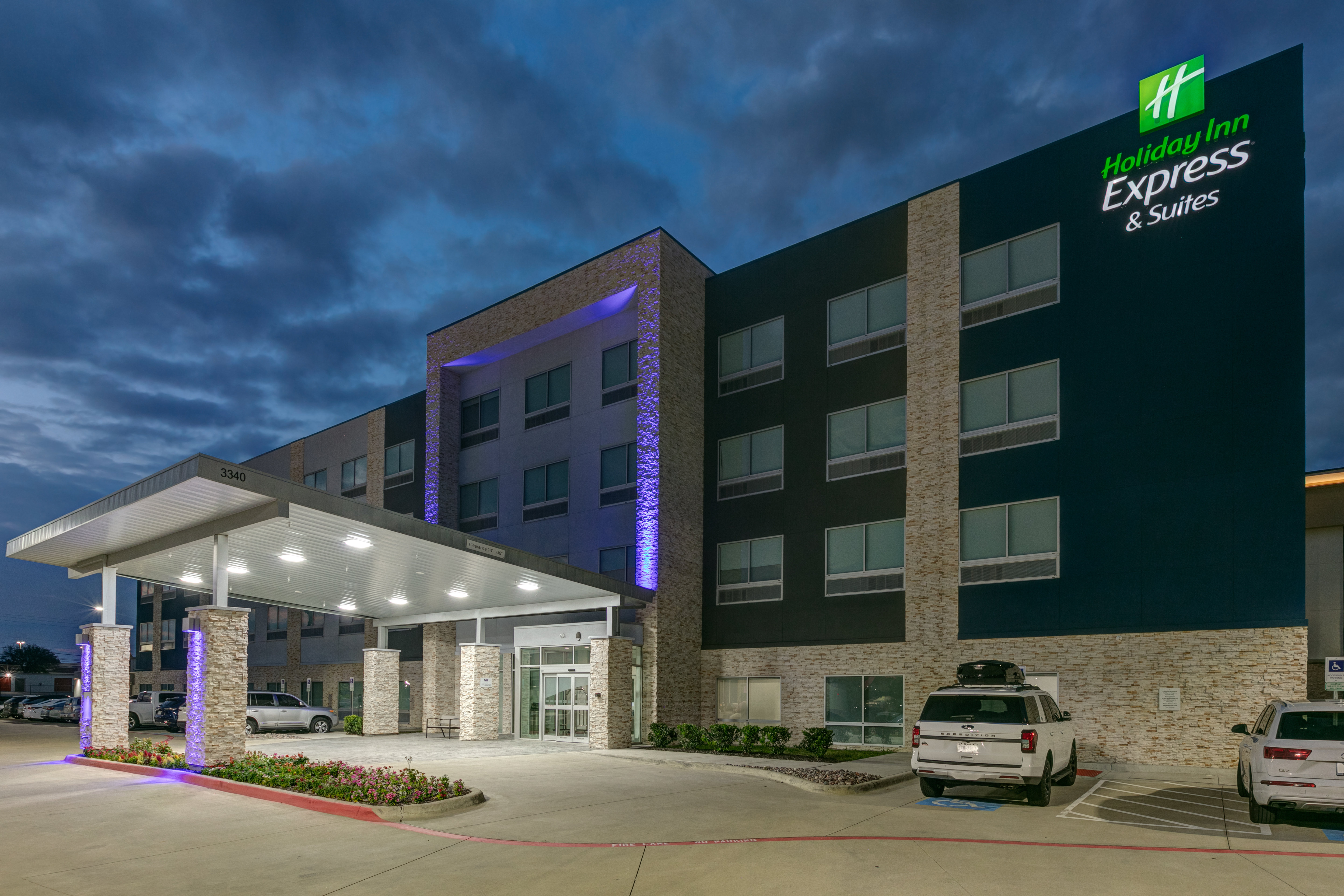 Holiday Inn Express & Suites - Dallas Plano North, an IHG Hotel 34/37