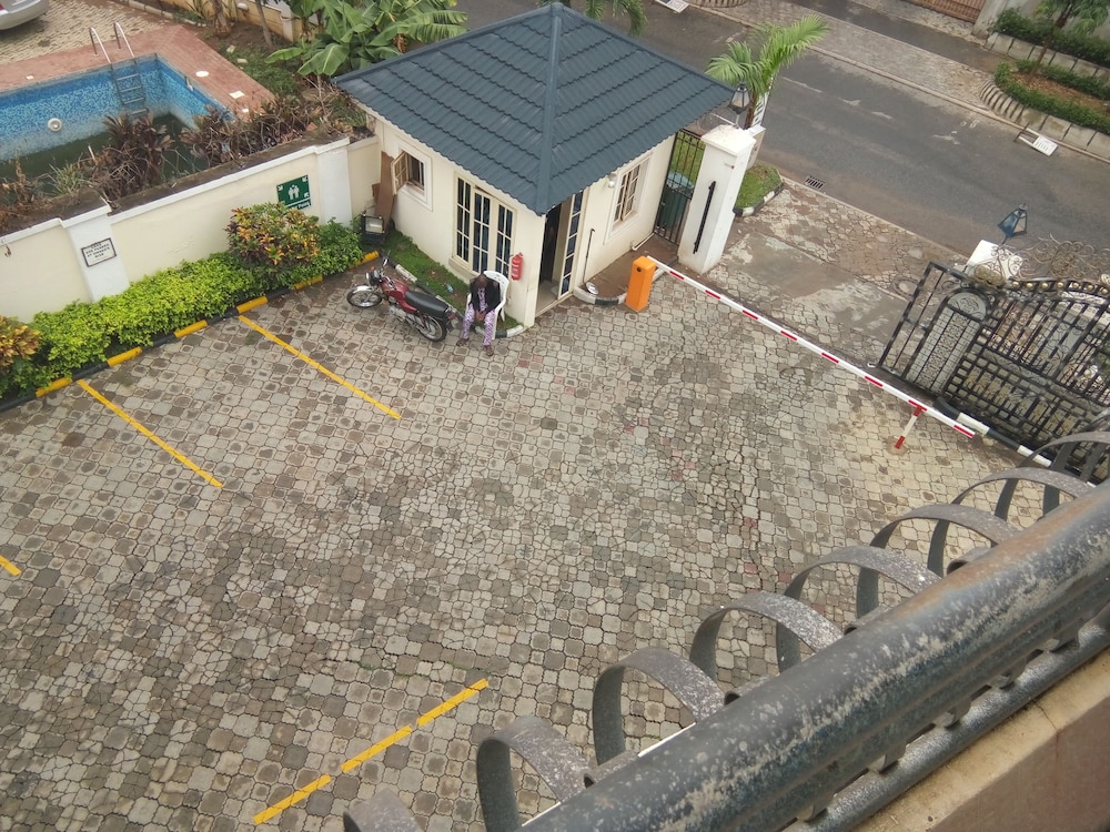 Zeina Suites Abuja 40/47