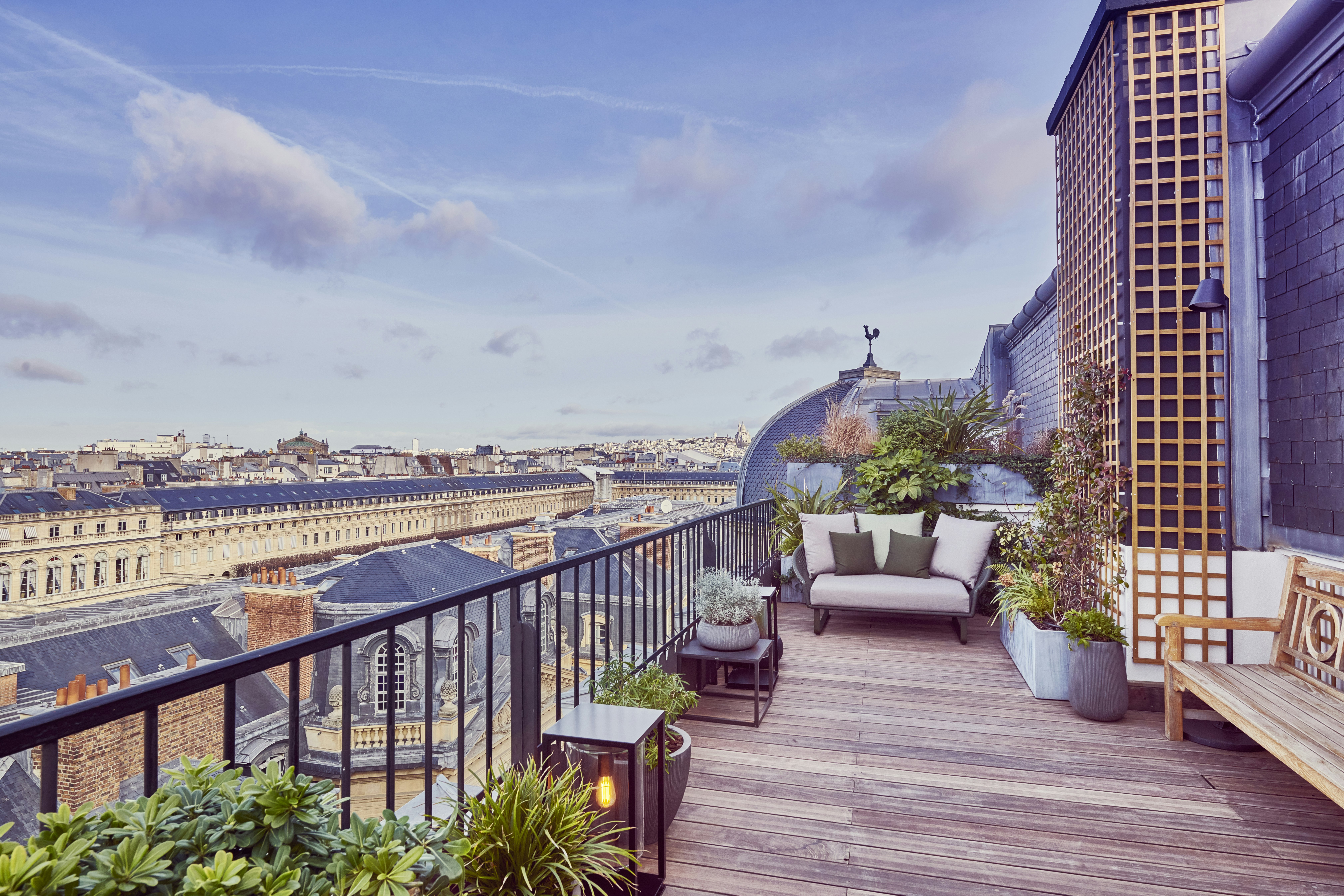 GRAND HOTEL DU PALAIS ROYAL 46/50