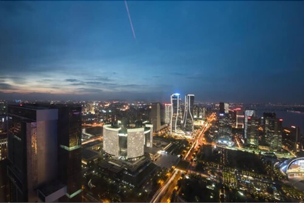 Mercure Hangzhou Qianjiang 38/67