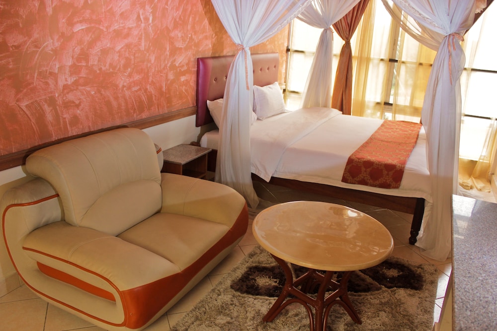 Pearl Palace Hotel 17/36