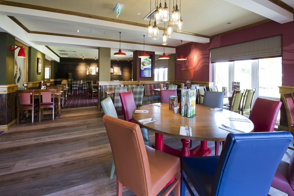 Premier Inn Abergavenny 25/41