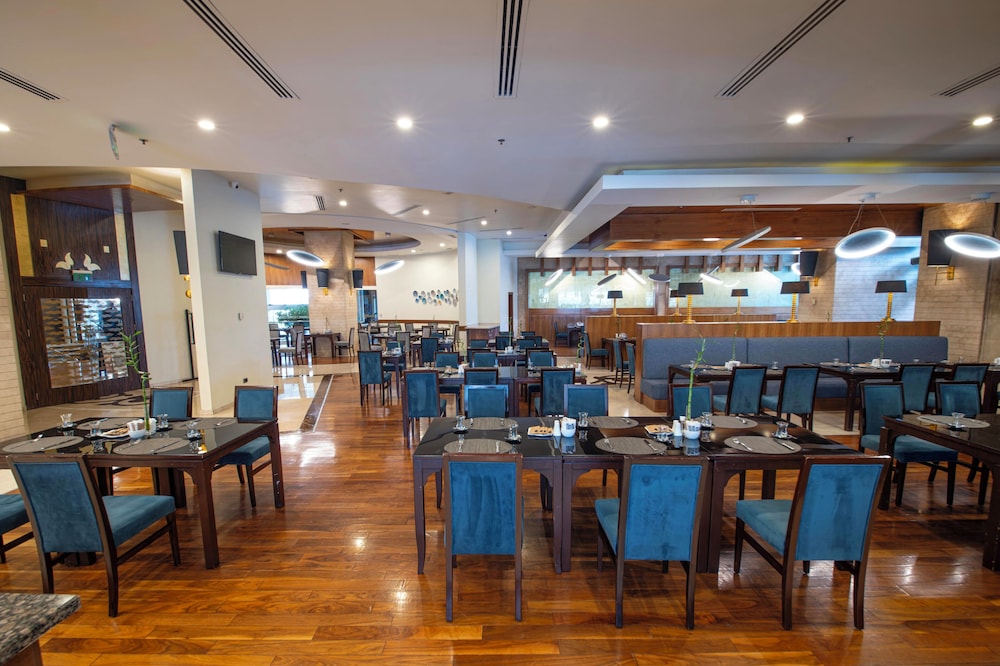 Dedeman Konya Hotel & Convention Center 56/72