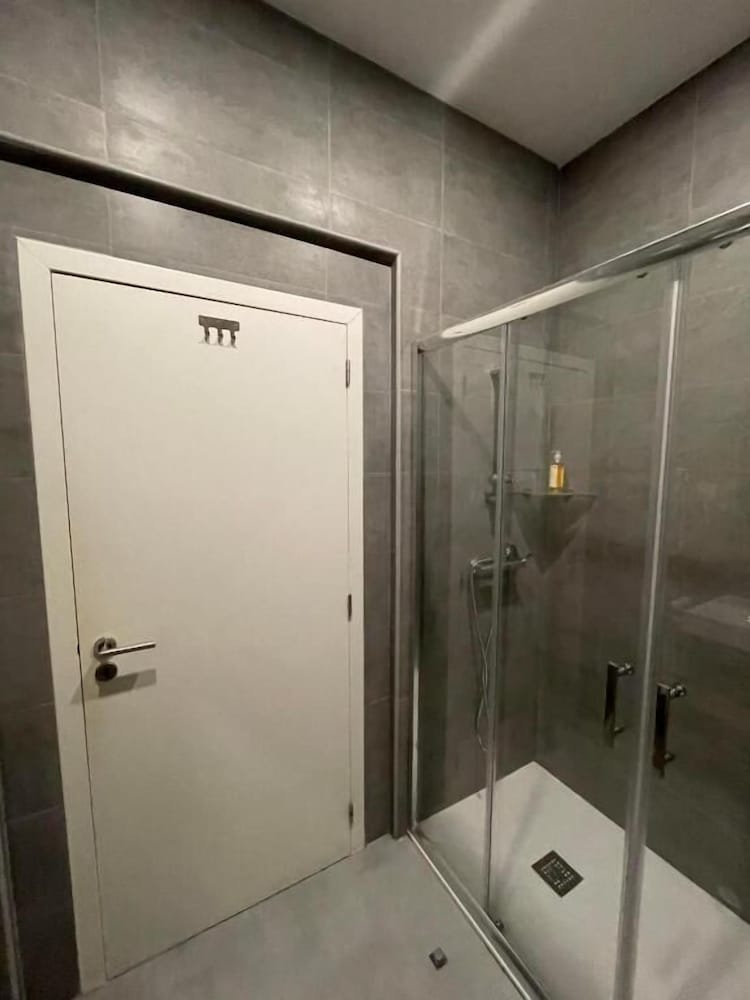 Lisbon Check-In Guesthouse photo4