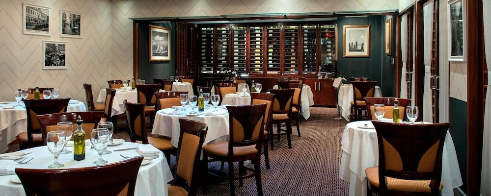 Four Points by Sheraton Manhattan SoHo Village 19/21