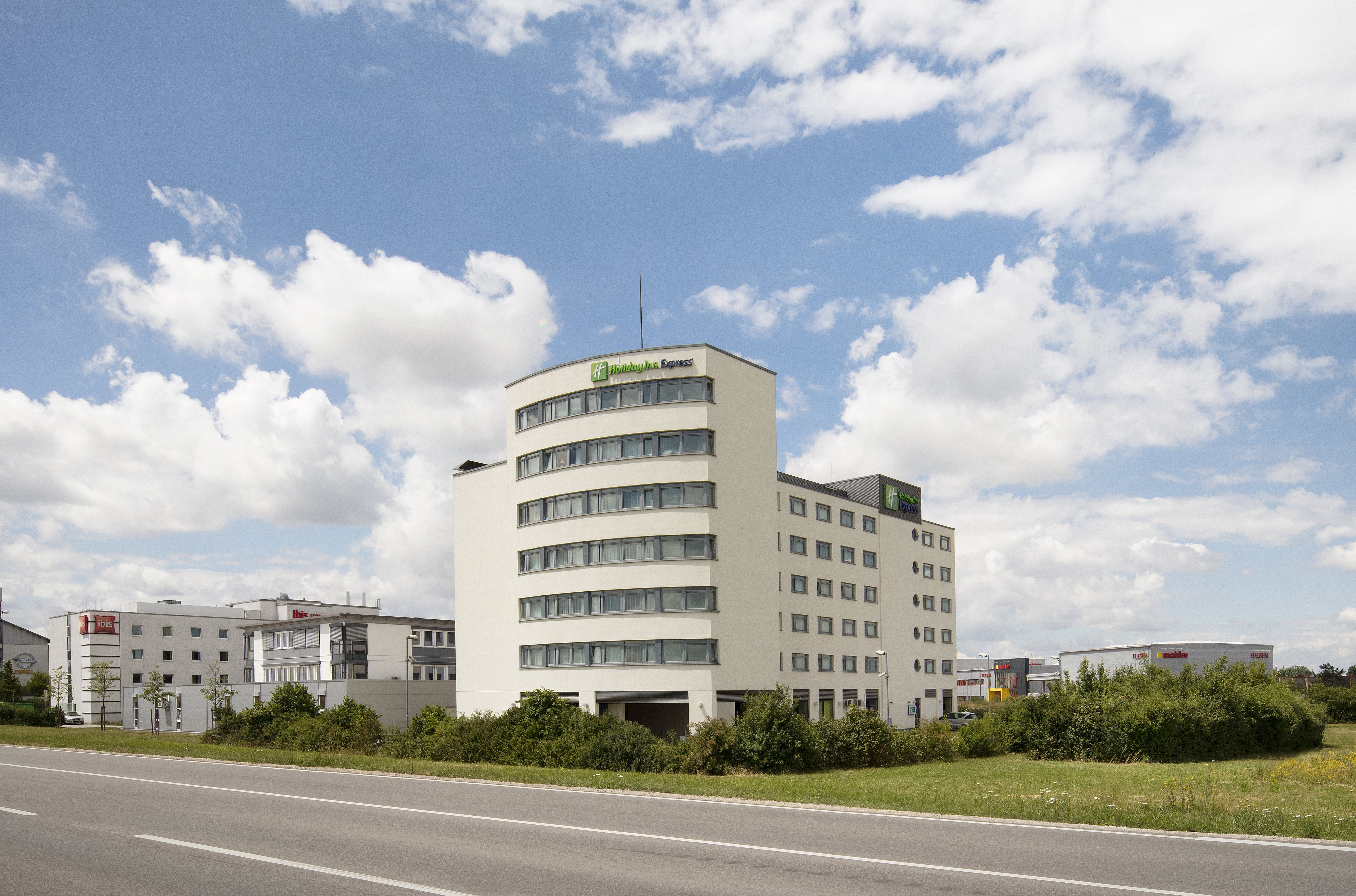 Holiday Inn Express Munich Messe 60/66