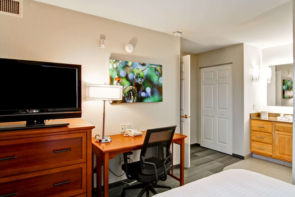 Homewood Suites By Hilton Stratford 34/51