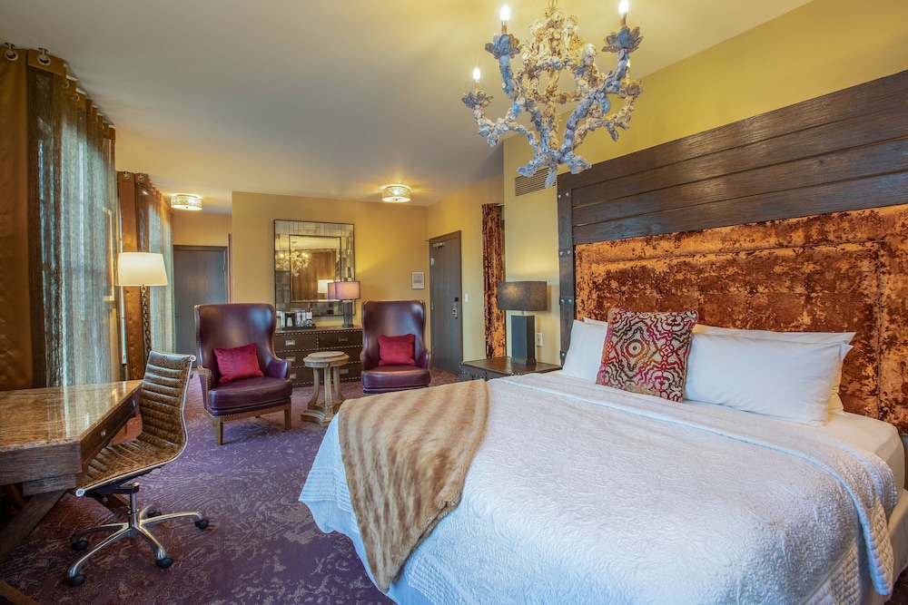 The Bohemian Hotel Savannah Riverfront Autograph Collection 7/32