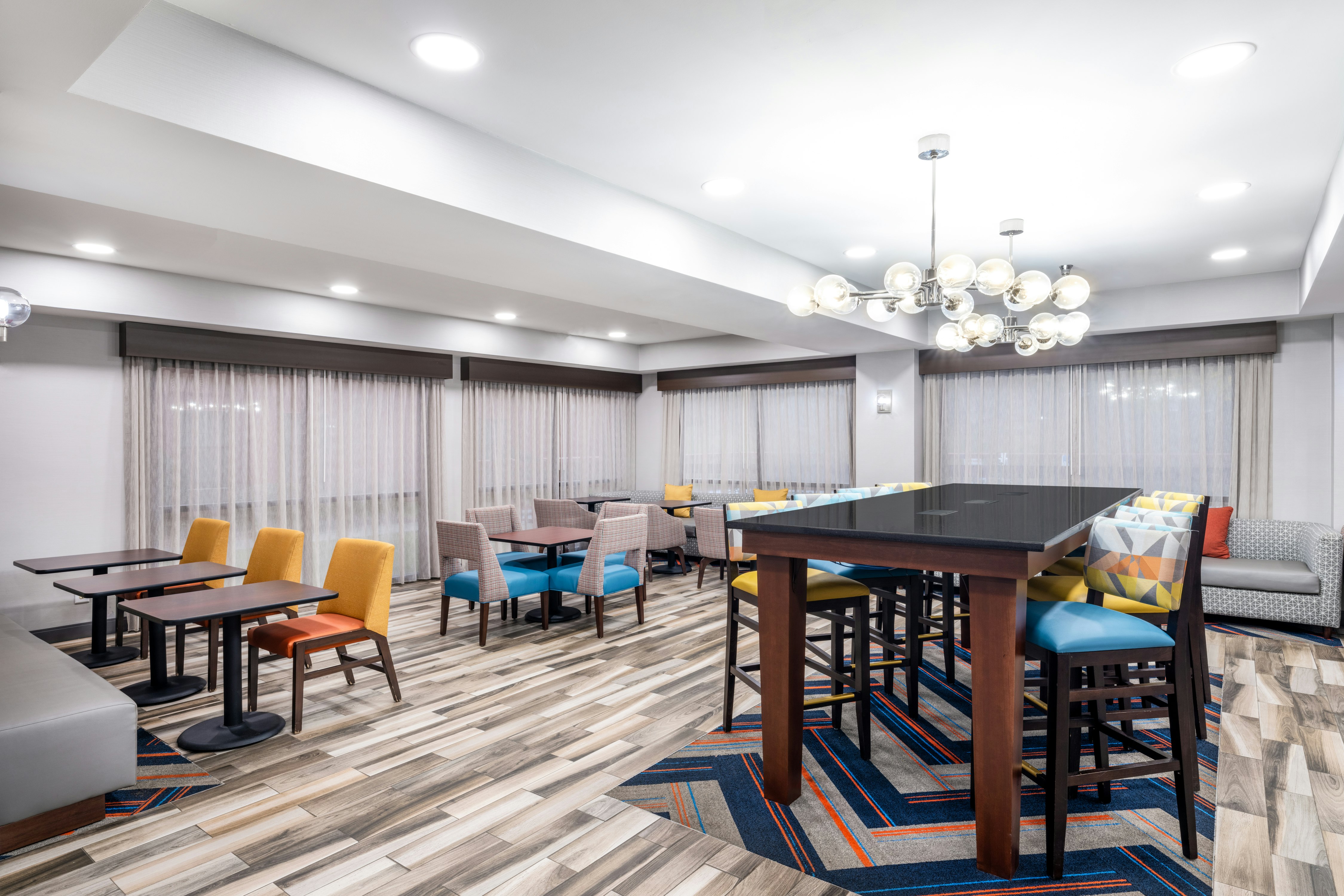 Hampton Inn Sanford 22/32