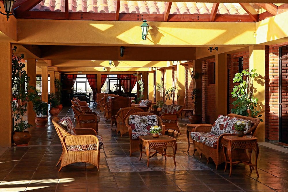 Los Parrales Hotel 19/33