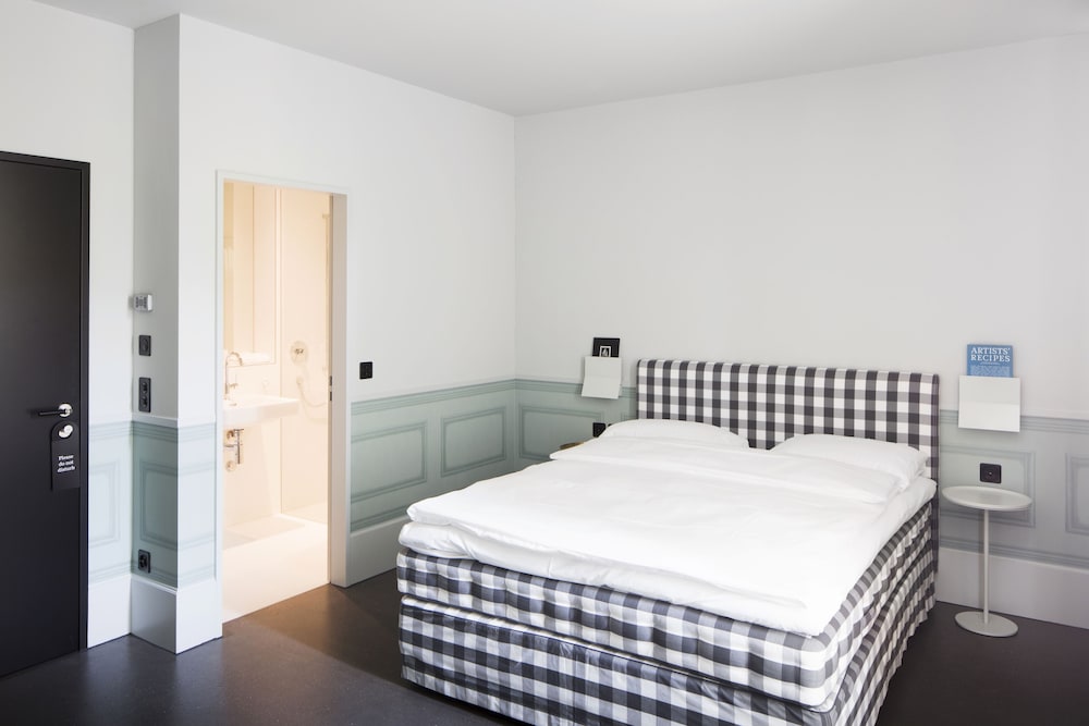 Boutique Hotel Helvetia 20/66