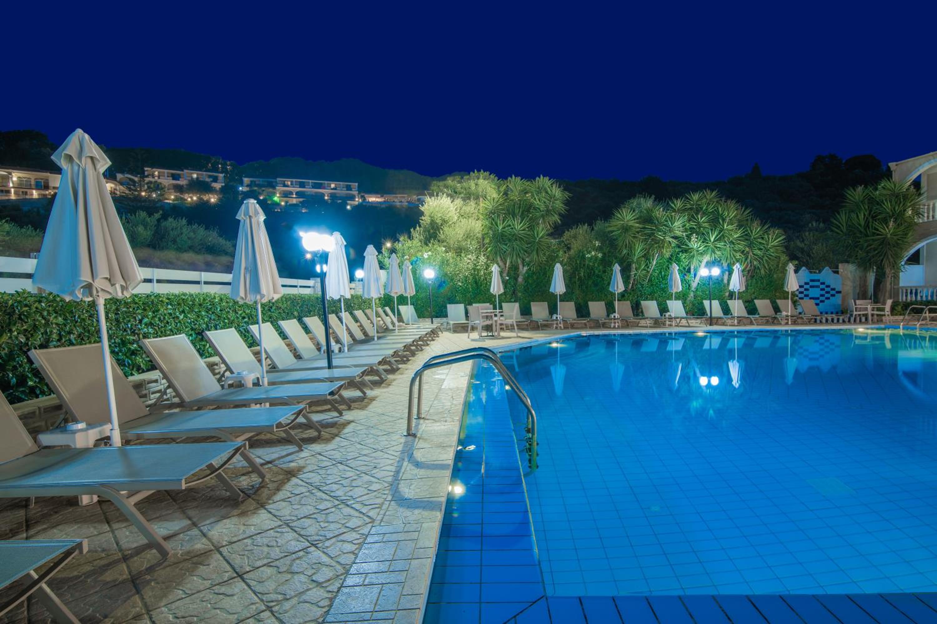 Daisy Hotel Tsilivi 48/53