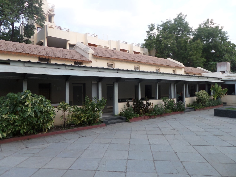 Tourist Home Lodging 5/36