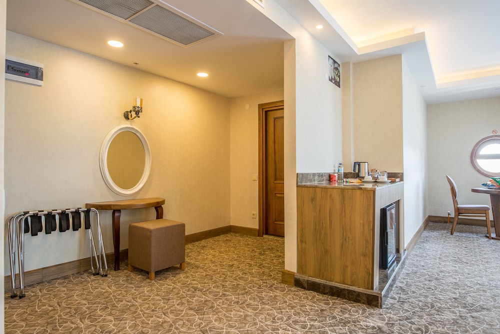 Troya Otel 9/50