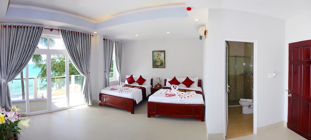 Sand Beach Resort 16/50